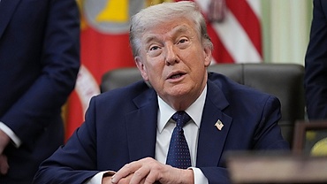Ông Trump nói "không muốn vội vàng" giải quyết xung đột với Iran