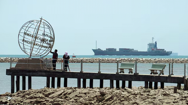 Hormuz tê liệt, Malacca bị cuốn vào tâm bão năng lượng toàn cầu