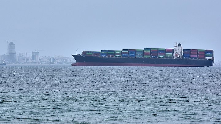 Iran miễn phí quá cảnh eo biển Hormuz cho Nga và một số quốc gia