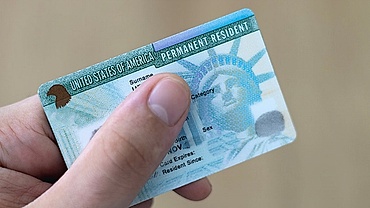 Mỹ cắt giảm một nửa lượng thẻ xanh