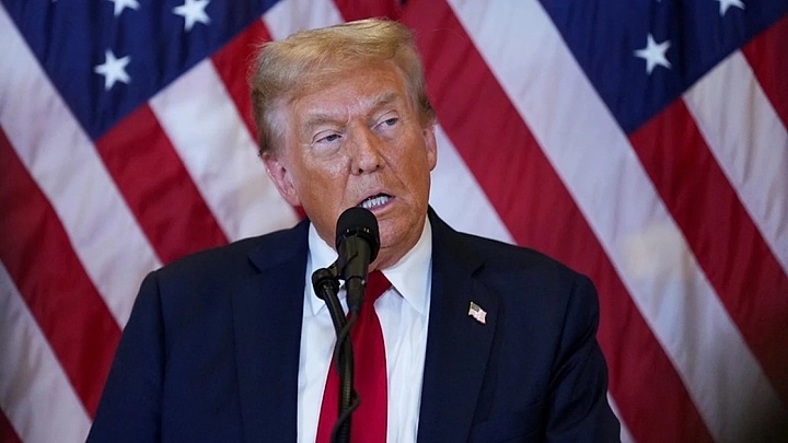 Tỷ lệ ủng hộ Tổng thống Mỹ Donald Trump duy trì ở mức thấp kỷ lục