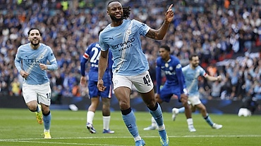 Semenyo ghi tuyệt phẩm trước Chelsea, Man City vô địch FA Cup 2025/2026