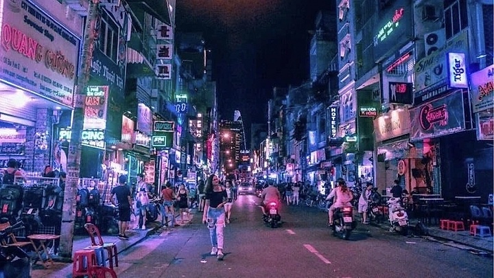 Hanoi to develop 6-8 key night-time economy zones by 2035