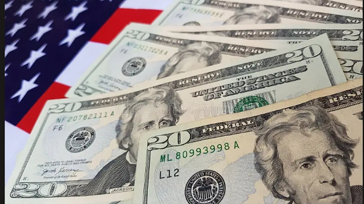 Tỷ giá USD hôm nay 18/5: Giá bán USD tự do tăng mạnh lên mức 26.530 đồng/USD