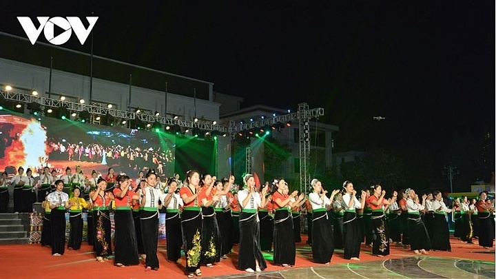 Du lịch Điện Biên "hút khách" nhờ bản sắc văn hóa độc đáo