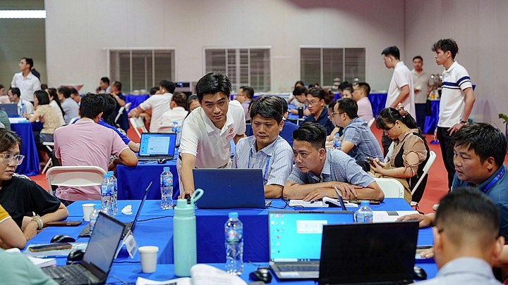 Thành phố Hồ Chí Minh hoàn thành đào tạo gần 700 cán bộ nòng cốt chuyển đổi số
