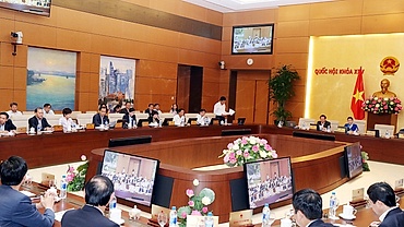 Controversial issues on public investment, tax management scrutinised