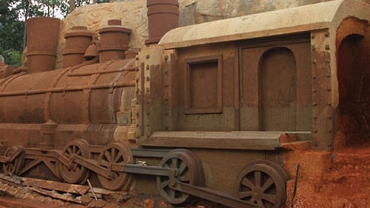 Clay sculptures - a new attraction in Da Lat