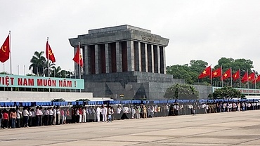 War veterans honour late President Ho Chi Minh