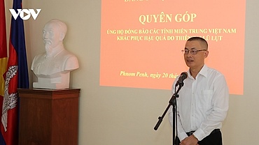 Cộng đồng người Việt Nam tại Campuchia chung tay ủng hộ đồng bào bị lũ lụt miền Trung