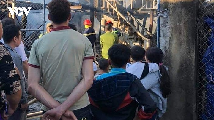 Ngôi nhà sàn ở Điện Biên bị cháy rụi do chập điện