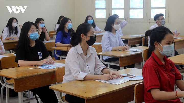 Hanoi changes face-to-face learning plan at last minute