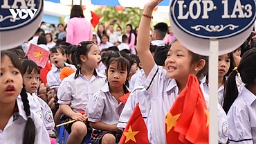 First face-to-face opening ceremony of new school year post pandemic