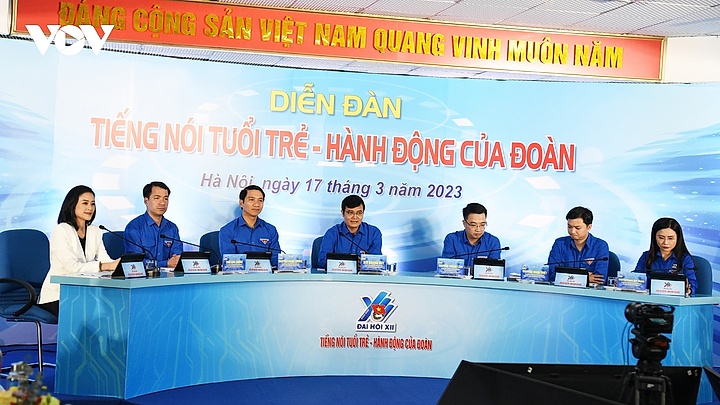 Thanh niên cần “lấy cái đẹp, dẹp cái xấu” trên mạng xã hội