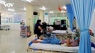7 người ngộ độc thực phẩm phải vào viện cấp cứu