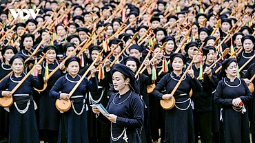 Màn đồng diễn hát Then, đàn Tính có số lượng người tham gia đông nhất Việt Nam