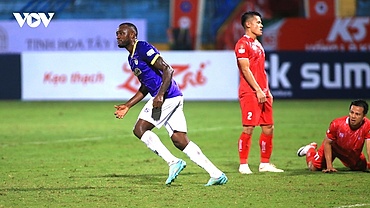 Cựu tuyển thủ Cameroon ra mắt ấn tượng ở sân chơi V-League