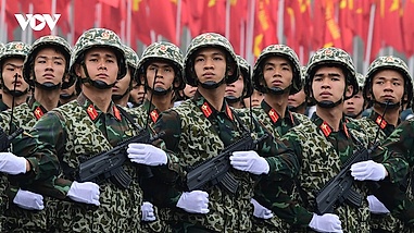 Hình ảnh hợp luyện diễu binh, diễu hành kỷ niệm 50 năm Ngày giải phóng miền Nam