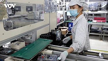 Sản xuất công nghiệp: Chậm chân là lỡ cơ hội trên chính sân nhà