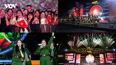 Thousands brave rain to attend national concert “Echoes of the Fatherland”